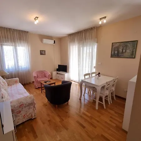 Sunny - Kvart Apartment